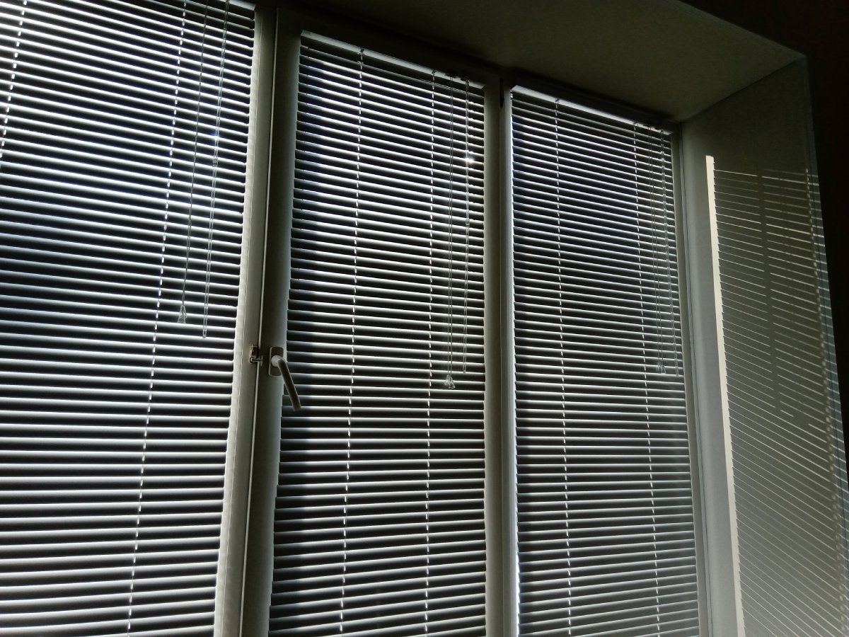 blinds shutters 