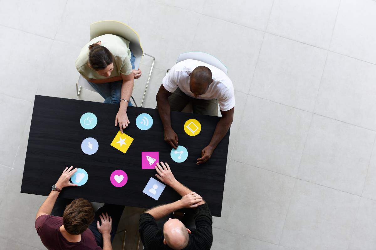 Social Media: How It Causes Stress and How to Manage It