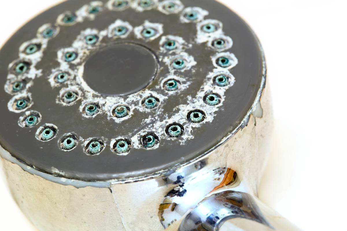 How to Clean Showerhead Sediment Easily Without Scrubbing: Restore Strong Water Flow Like New